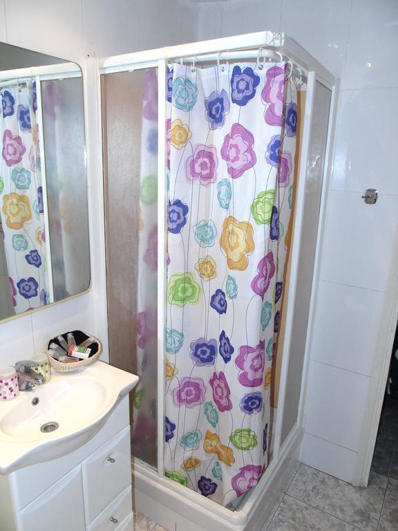 Hostal Aribau Barcelona Ruang foto